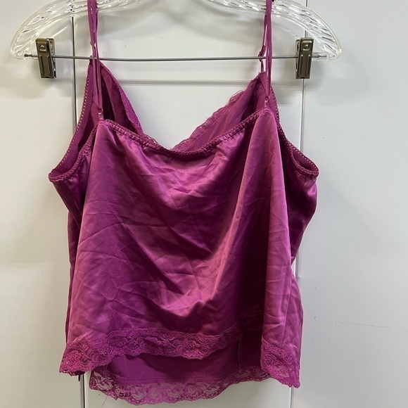 Like New Worthington Silky Camisole with Lace Trim - Picture 2 of 3